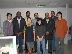        Five trainees from Sudan started a 15-days Geological Evaluation & FDP Study on December 15,2007 in Beijing, China. During the training, they studied Petrel, Geoframe and Jason and got lots of precious technologies and experices. At the end, they got certifications of Geological Evaluation & FDP Study.